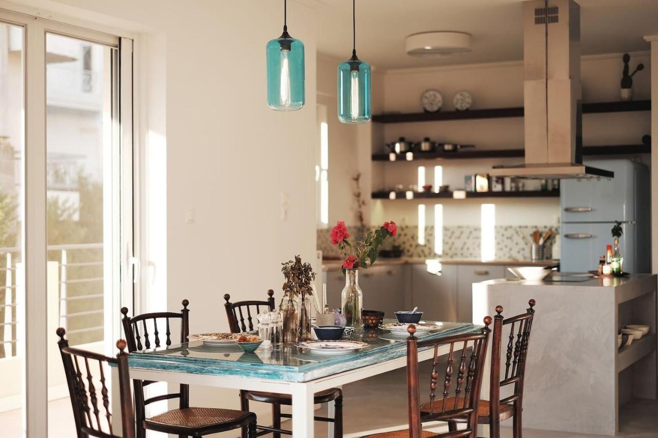 Spacious And Stylish Apartment With A Great View! Афины Экстерьер фото